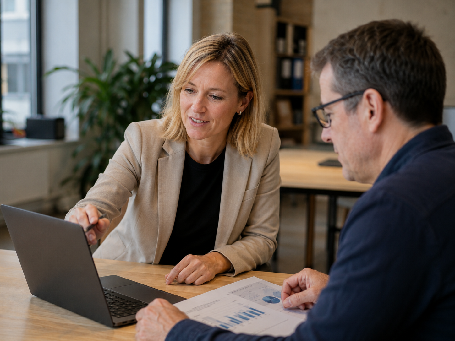 Hugues - Your Senior [Digital] Marketing Consultant